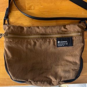 Like new Lululemon crossbody